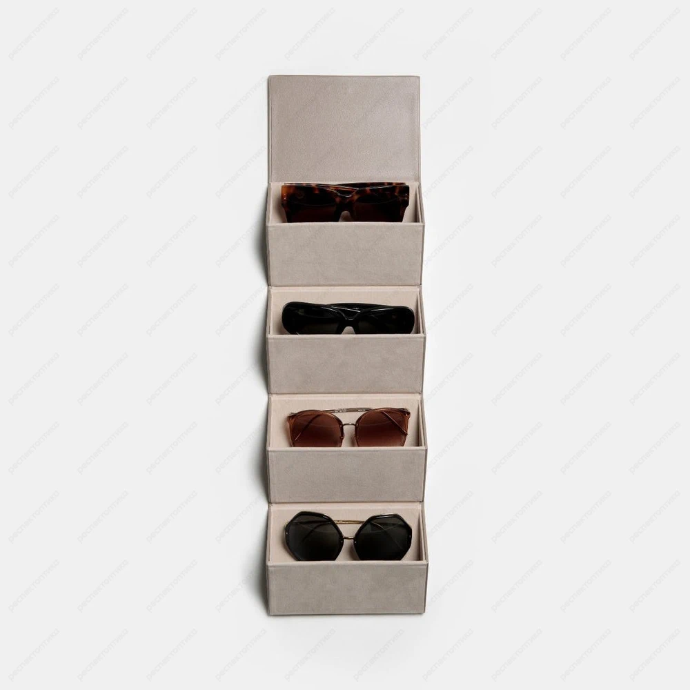 LINDA FARROW Travel Case 4 Pairs